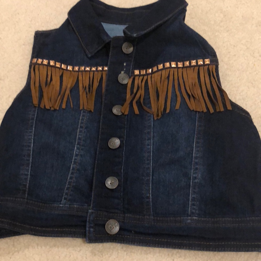 Jean vest with fringe